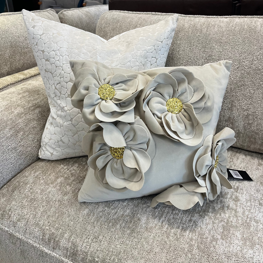 Paul Moneypenny Blooming Wonderful - Ivory